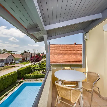 Katie 2 By Interhome