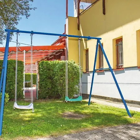 Katie 2 By Interhome